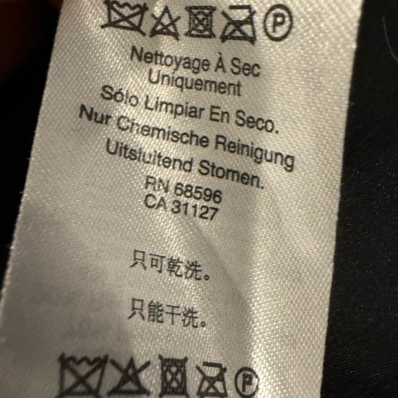 Donna Karan Black Sleeveless Tuxedo Dress - Picture 6 of 6